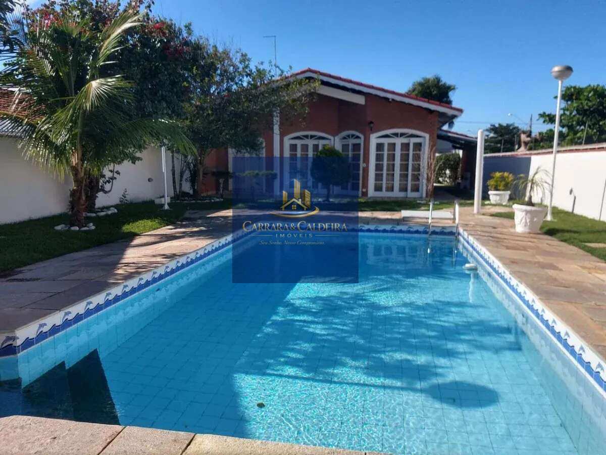 Casa à venda com 3 quartos, 230m² - Oasis,Peruíbe