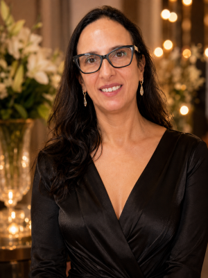 Corretor - Ana Paula Carrara